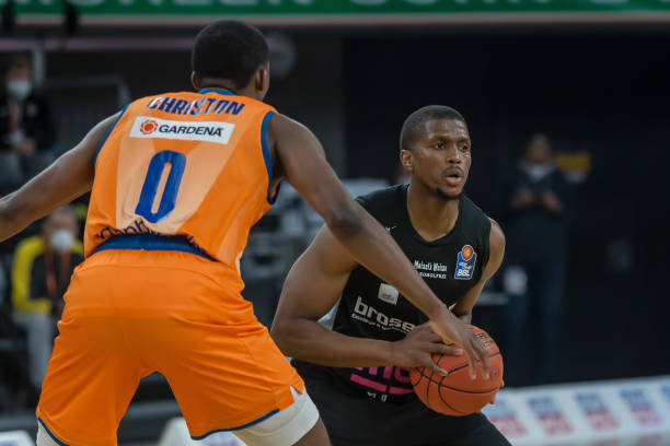 威胁对方球 威胁对方球